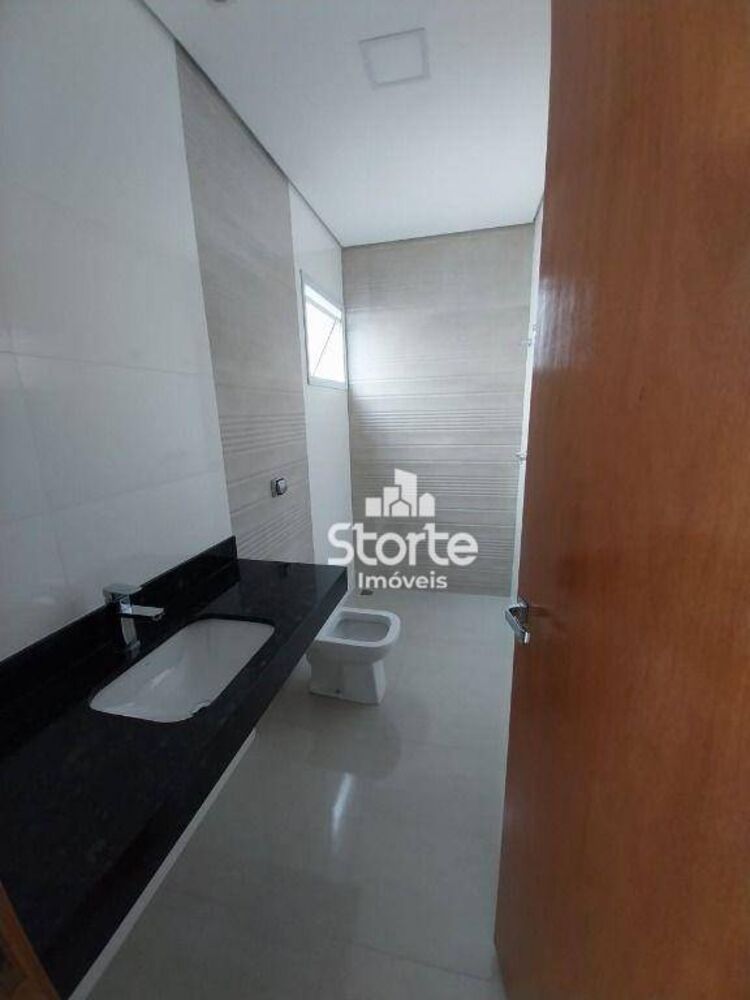 Casa, 3 quartos, 165 m² - Foto 1
