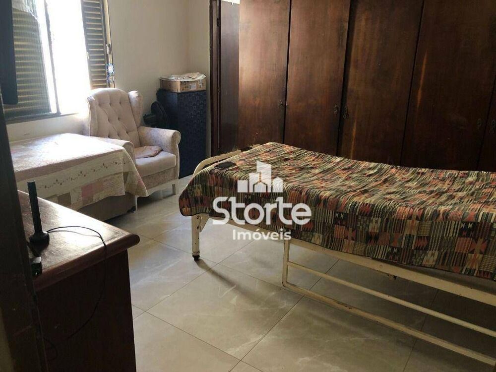 Casa, 4 quartos, 160 m² - Foto 3