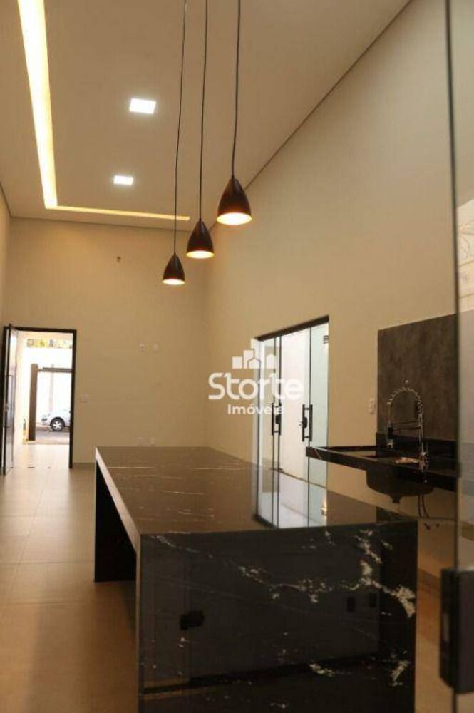 Casa, 3 quartos, 155 m² - Foto 1