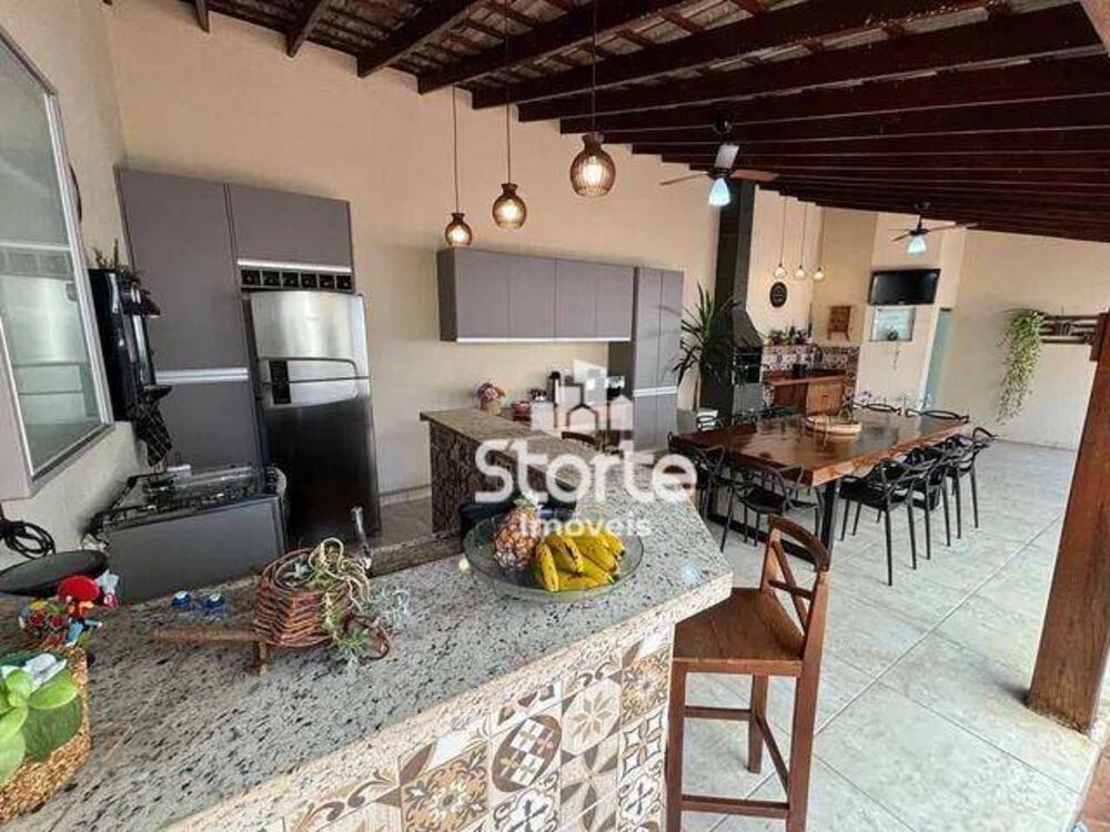Casa, 3 quartos, 180 m² - Foto 12