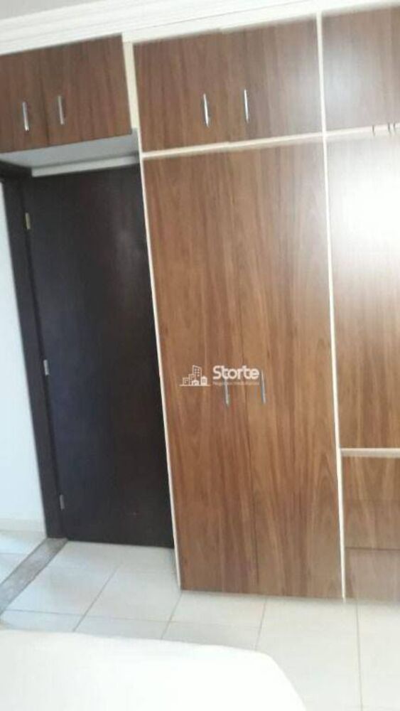Casa, 4 quartos, 390 m² - Foto 1