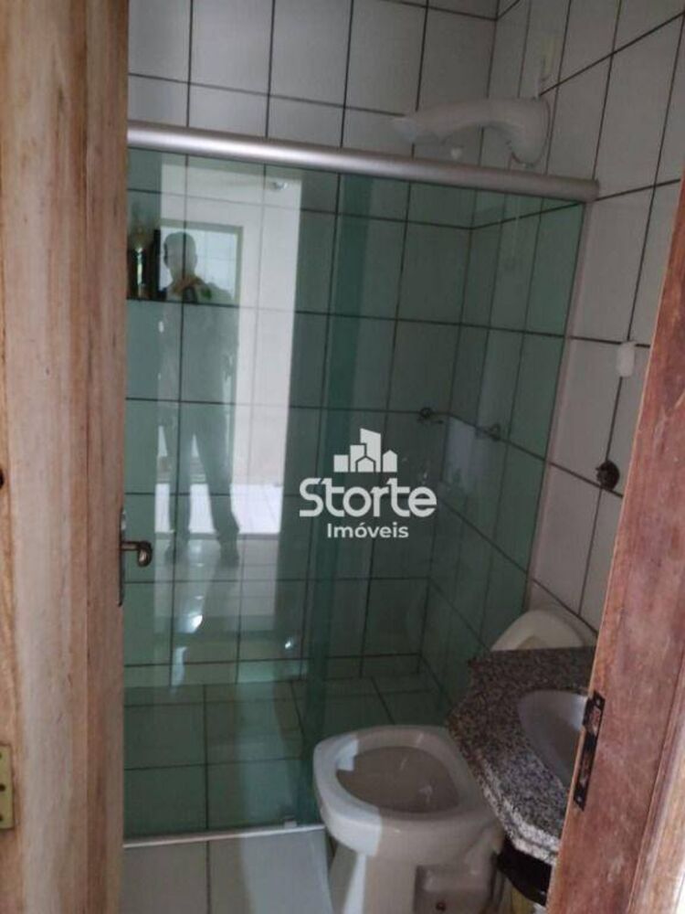 Casa, 3 quartos, 215 m² - Foto 2