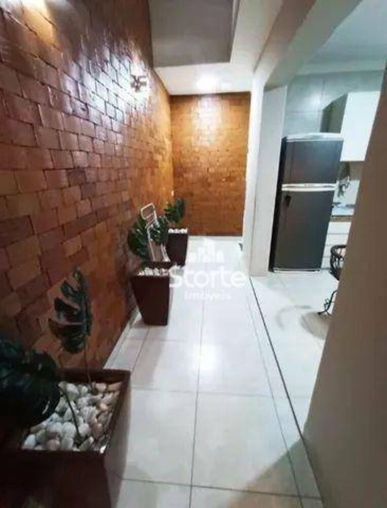 Casa, 3 quartos, 250 m² - Foto 2