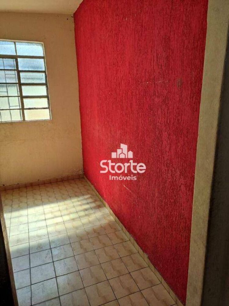 Casa à venda com 3 quartos, 55m² - Foto 3