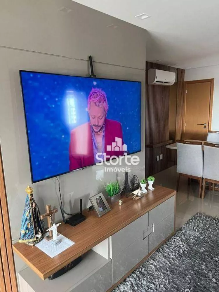 Apartamento à venda com 3 quartos, 116m² - Foto 2