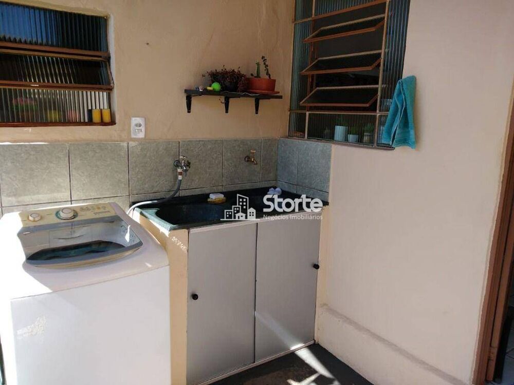 Casa, 3 quartos, 252 m² - Foto 4