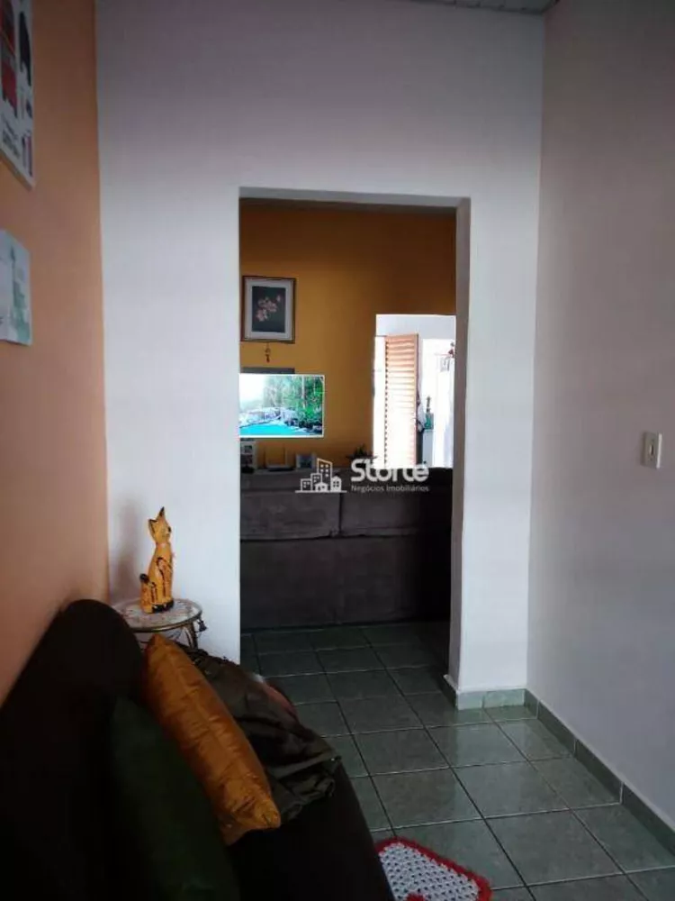 Casa, 3 quartos, 252 m² - Foto 31