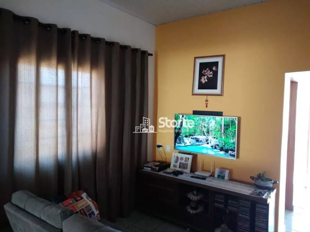 Casa, 3 quartos, 252 m² - Foto 30