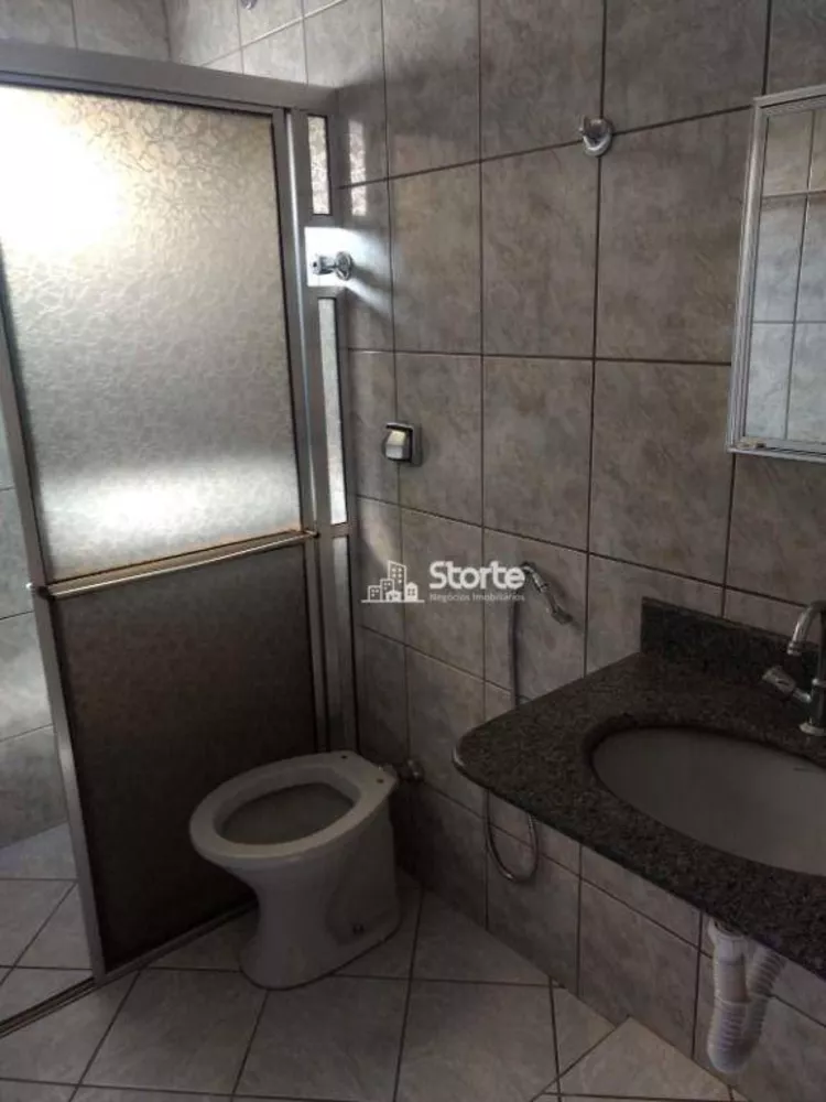Casa, 3 quartos, 252 m² - Foto 24