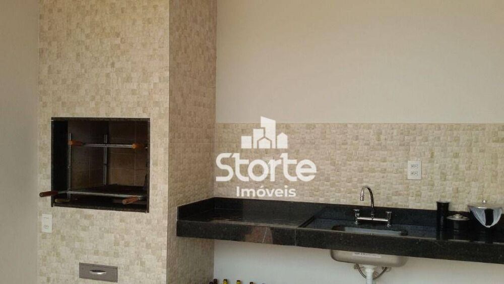 Casa, 3 quartos, 190 m² - Foto 1