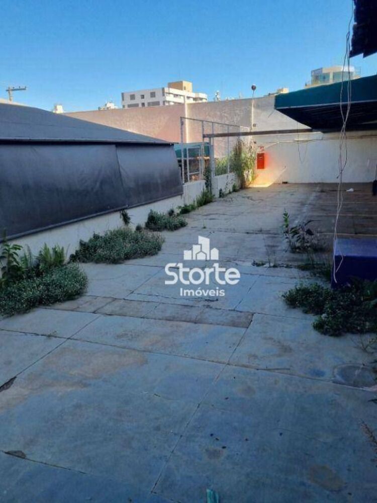 Casa à venda com 5 quartos, 500m² - Foto 4