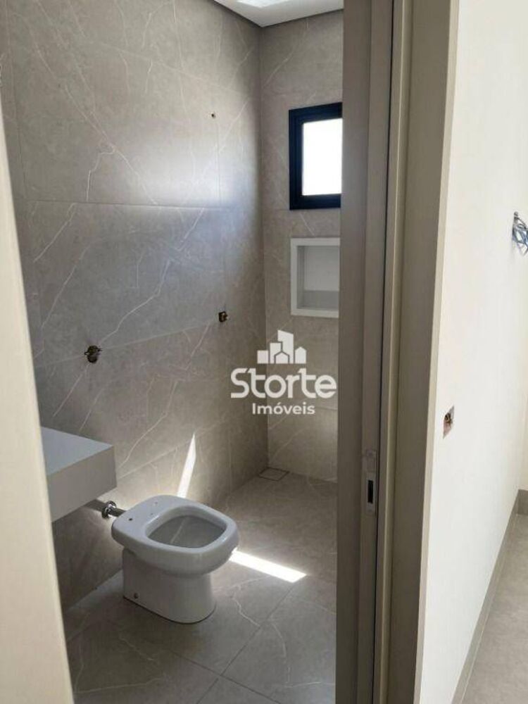 Casa, 4 quartos, 230 m² - Foto 2