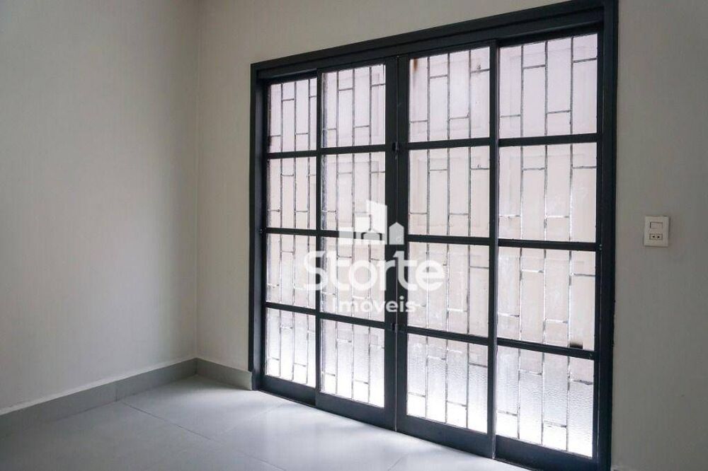 Casa, 3 quartos, 260 m² - Foto 3