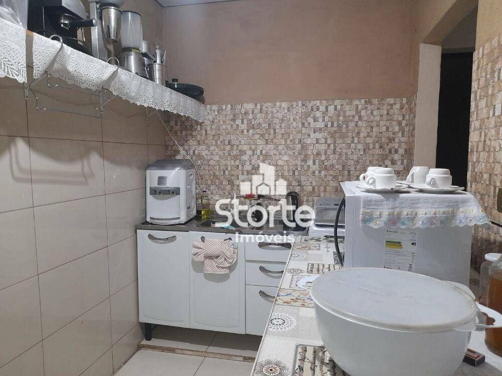 Casa, 3 quartos, 250 m² - Foto 2