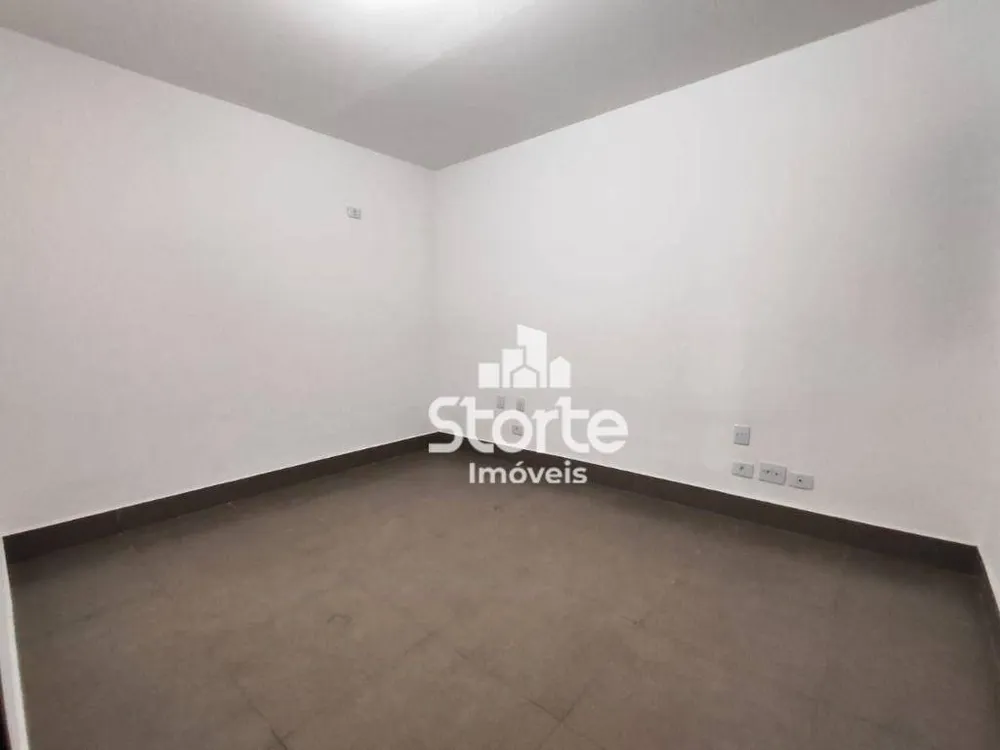 Casa, 3 quartos, 190 m² - Foto 1