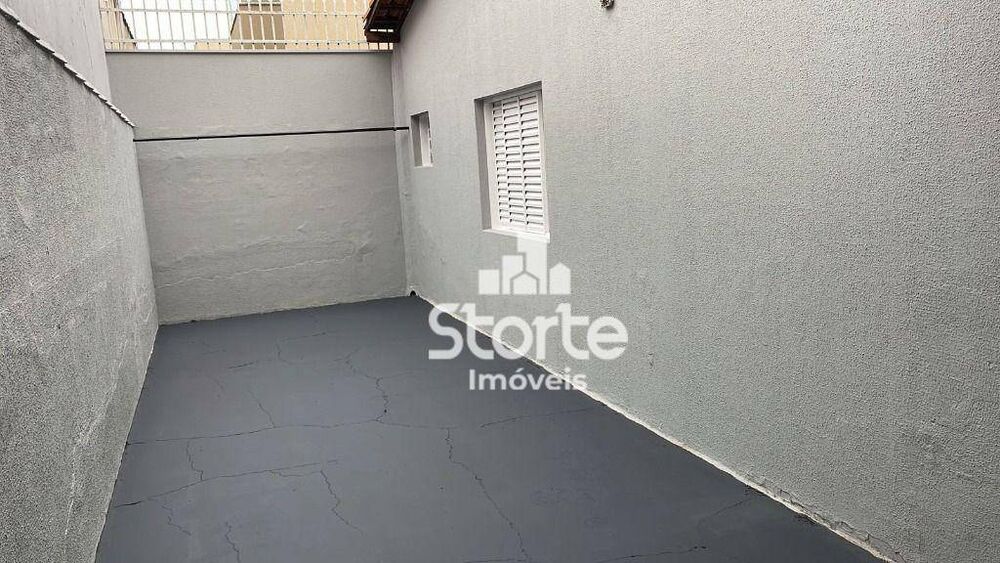 Casa, 3 quartos, 200 m² - Foto 2