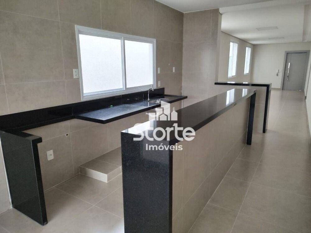 Casa, 4 quartos, 210 m² - Foto 4