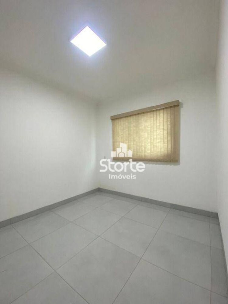 Casa, 3 quartos, 180 m² - Foto 1