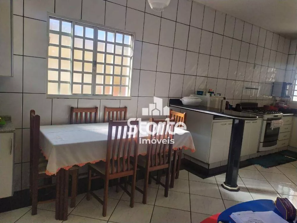 Casa, 7 quartos, 310 m² - Foto 5