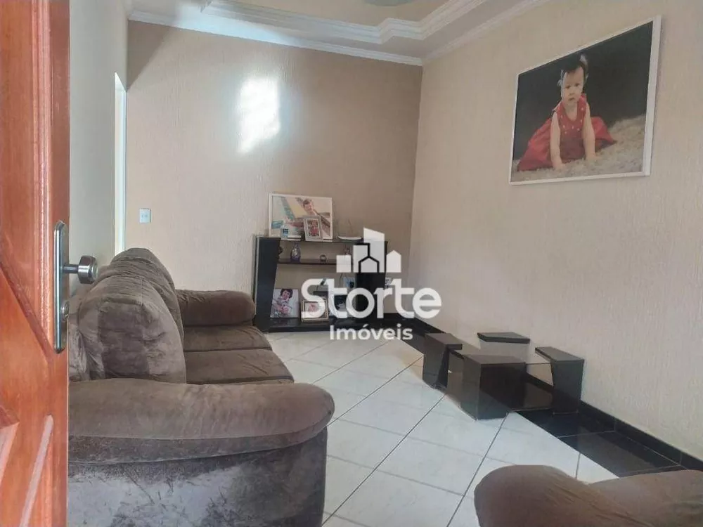 Casa, 7 quartos, 310 m² - Foto 1