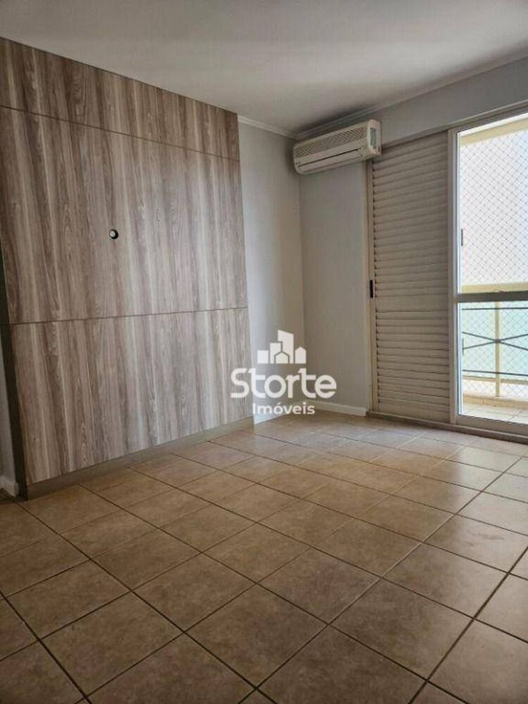 Apartamento à venda com 4 quartos, 163m² - Foto 3