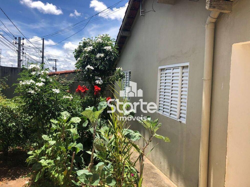 Casa, 3 quartos, 110 m² - Foto 1