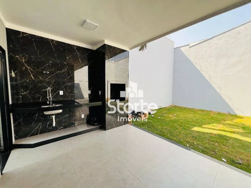 Casa à venda com 3 quartos, 135m² - Foto 2