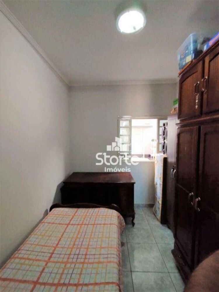 Casa, 3 quartos, 169 m² - Foto 2