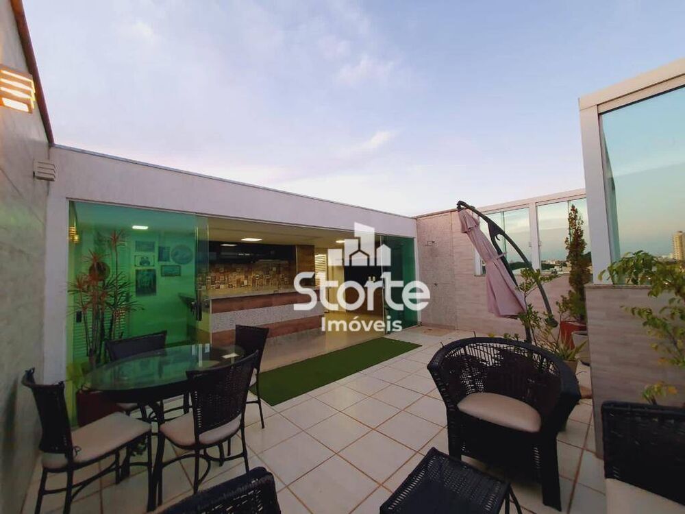 Cobertura à venda com 3 quartos, 150m² - Foto 3