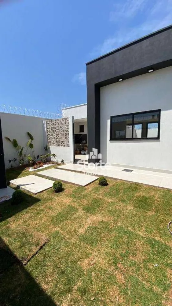 Casa à venda com 3 quartos, 167m² - Foto 1