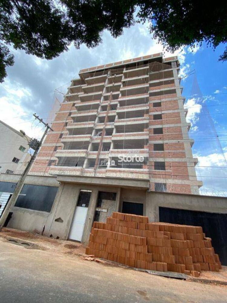 Cobertura, 4 quartos, 236 m² - Foto 3