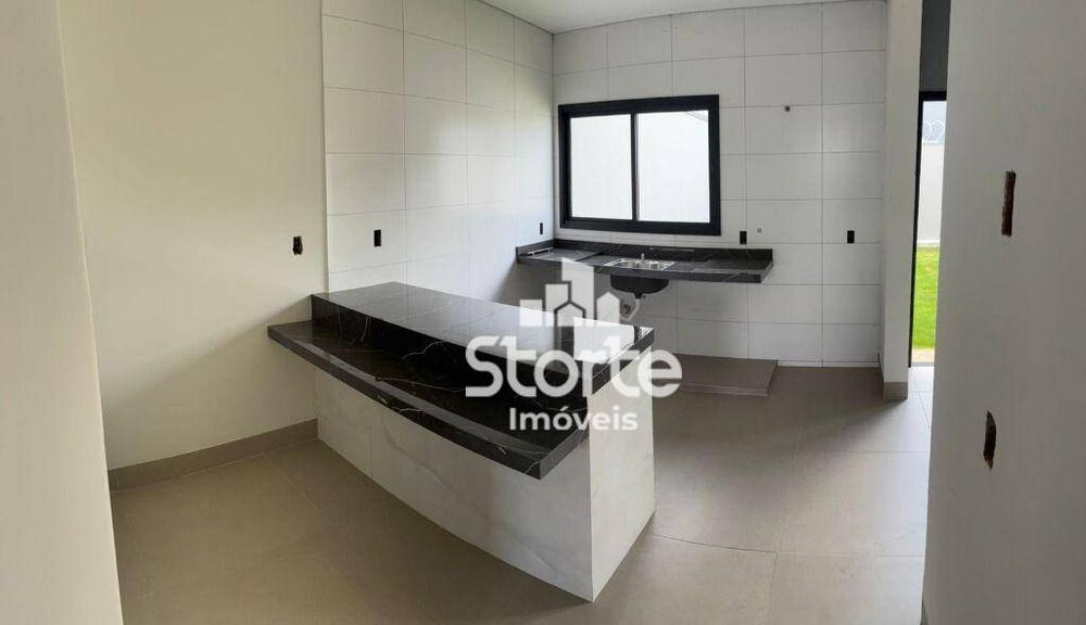 Casa, 3 quartos, 105 m² - Foto 1