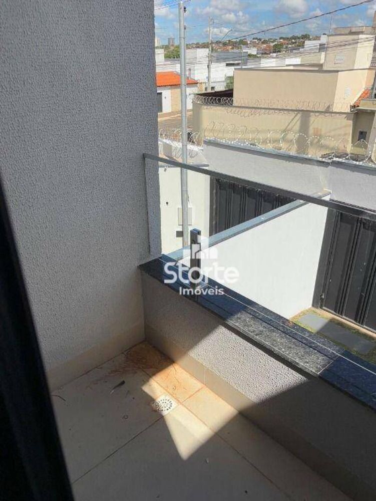 Casa, 3 quartos, 105 m² - Foto 3