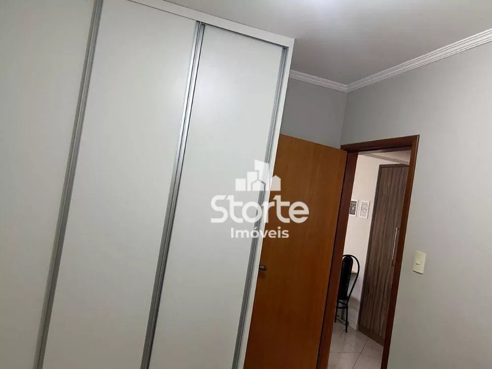 Apartamento à venda com 2 quartos, 57m² - Foto 3