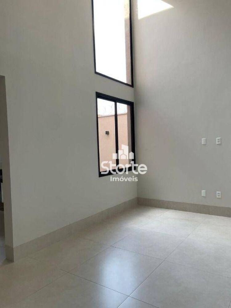 Casa, 3 quartos, 179 m² - Foto 3