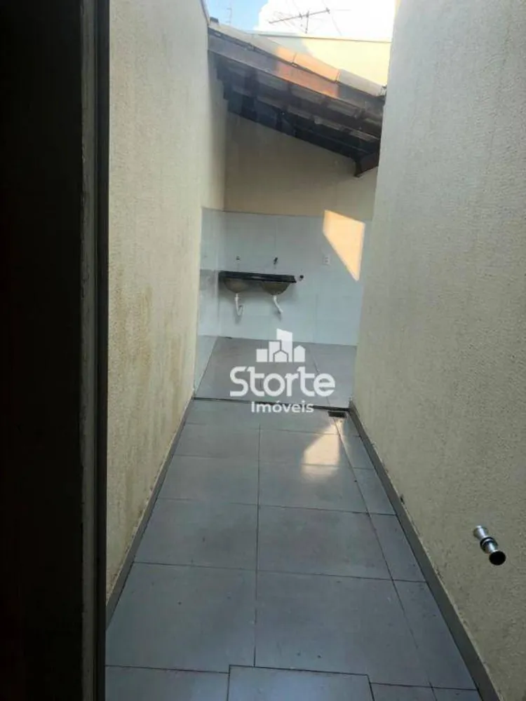Casa, 2 quartos, 200 m² - Foto 3