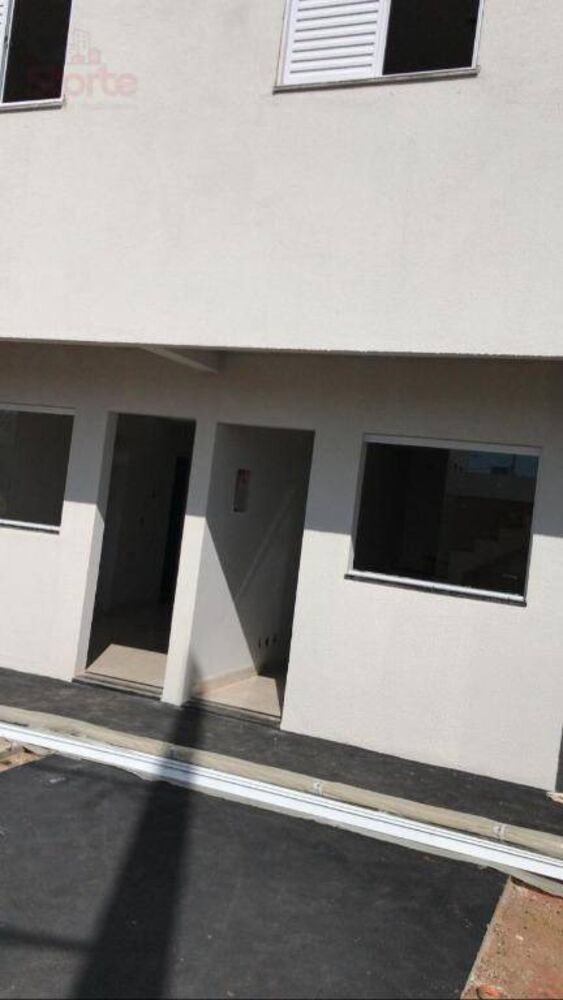 Casa, 2 quartos, 73 m² - Foto 1