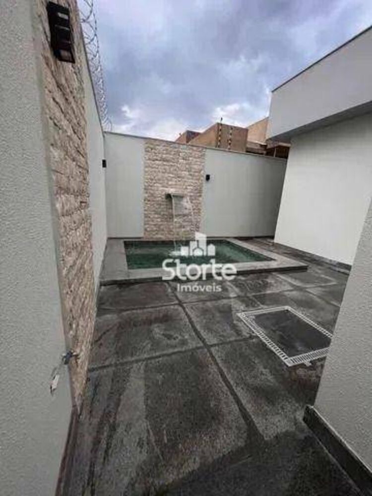 Casa, 3 quartos, 165 m² - Foto 1