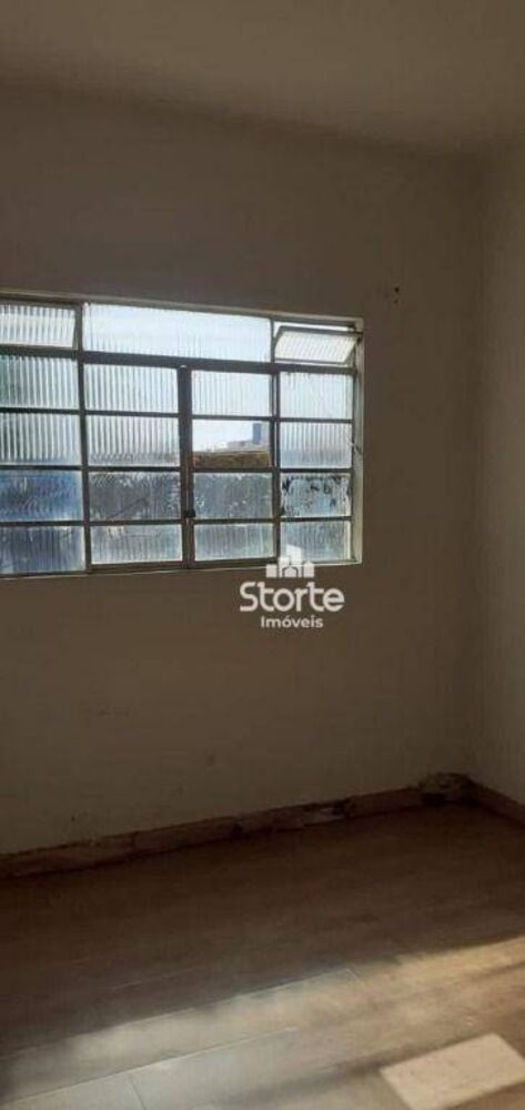 Casa, 3 quartos, 270 m² - Foto 3