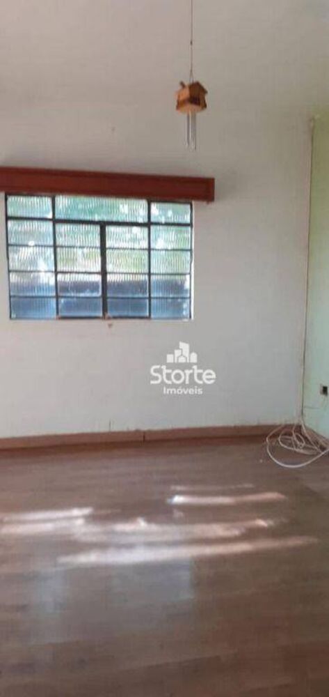 Casa, 3 quartos, 270 m² - Foto 2