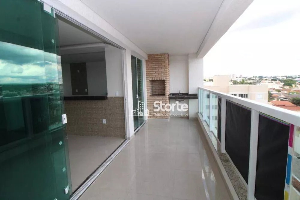 Apartamento à venda com 3 quartos, 116m² - Foto 1