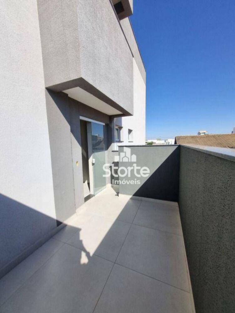 Apartamento, 3 quartos, 74 m² - Foto 2
