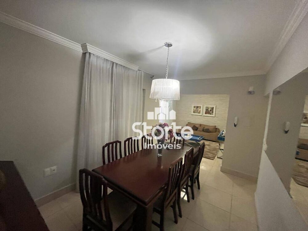 Casa, 3 quartos, 200 m² - Foto 8