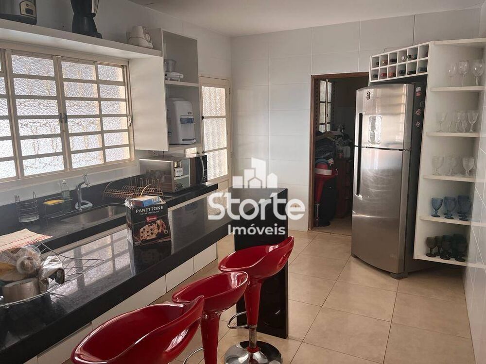 Casa, 3 quartos, 200 m² - Foto 5