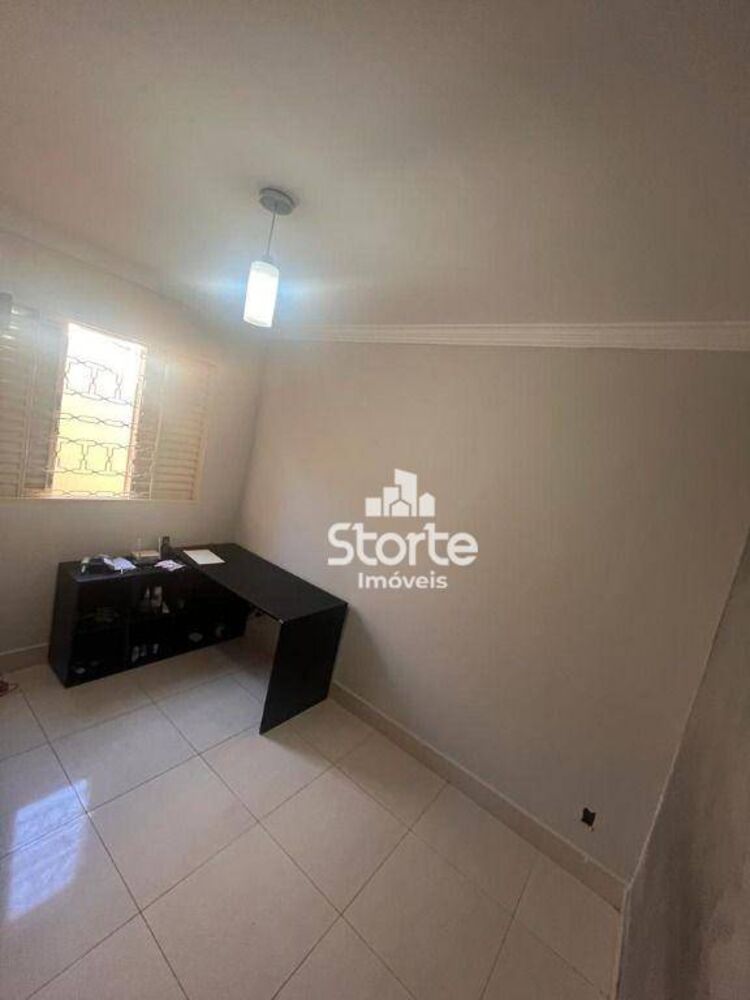 Casa, 3 quartos, 200 m² - Foto 14