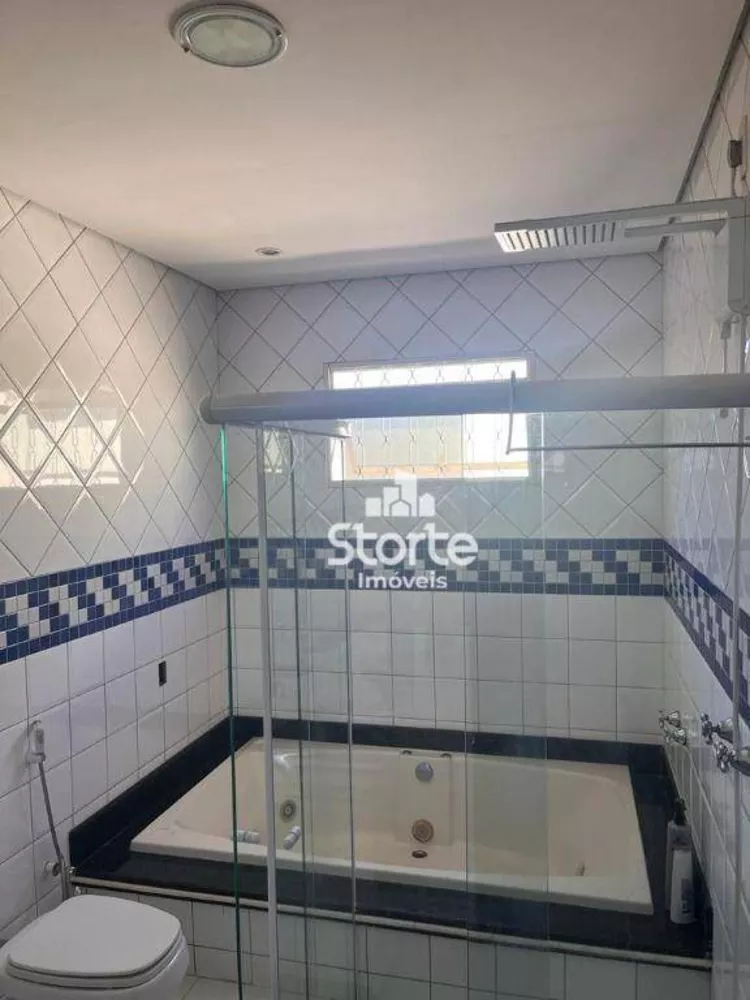 Casa, 3 quartos, 200 m² - Foto 13