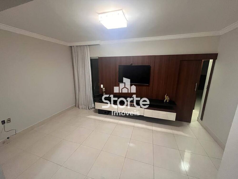 Casa, 3 quartos, 200 m² - Foto 10