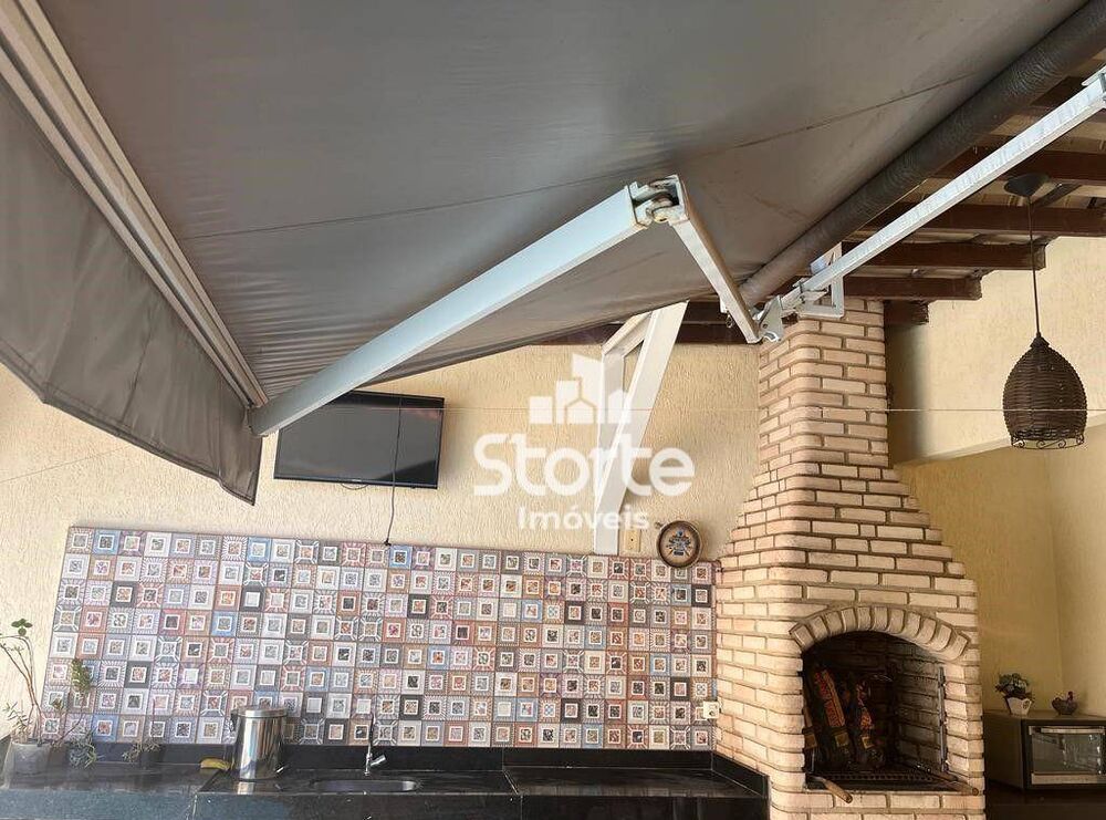 Casa, 3 quartos, 200 m² - Foto 4