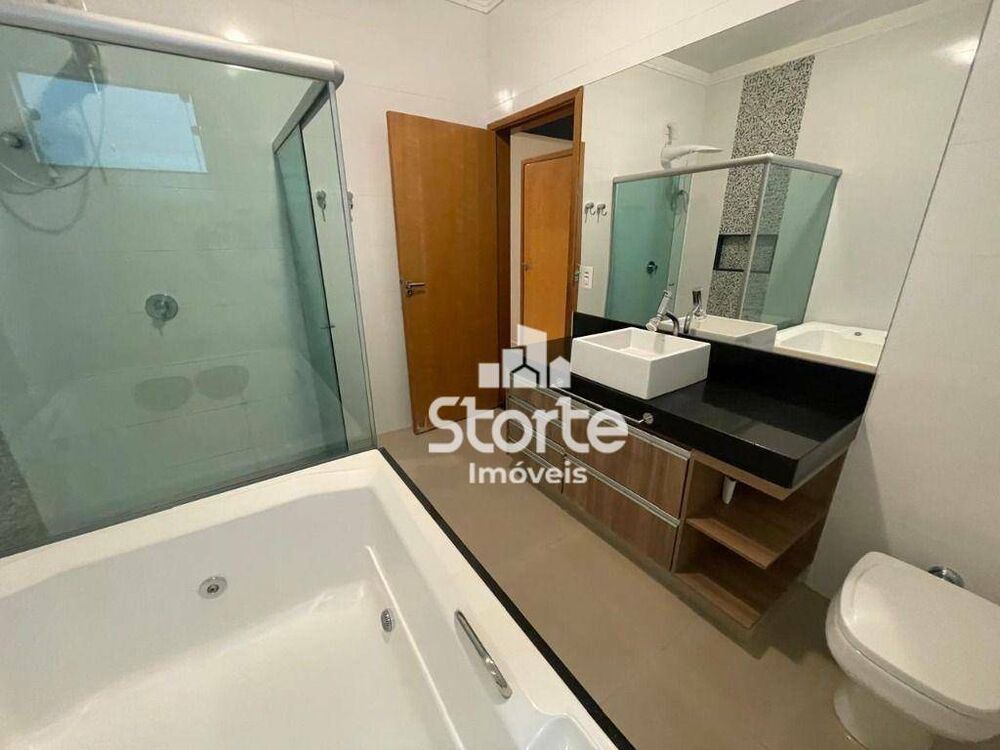 Casa, 3 quartos, 175 m² - Foto 13