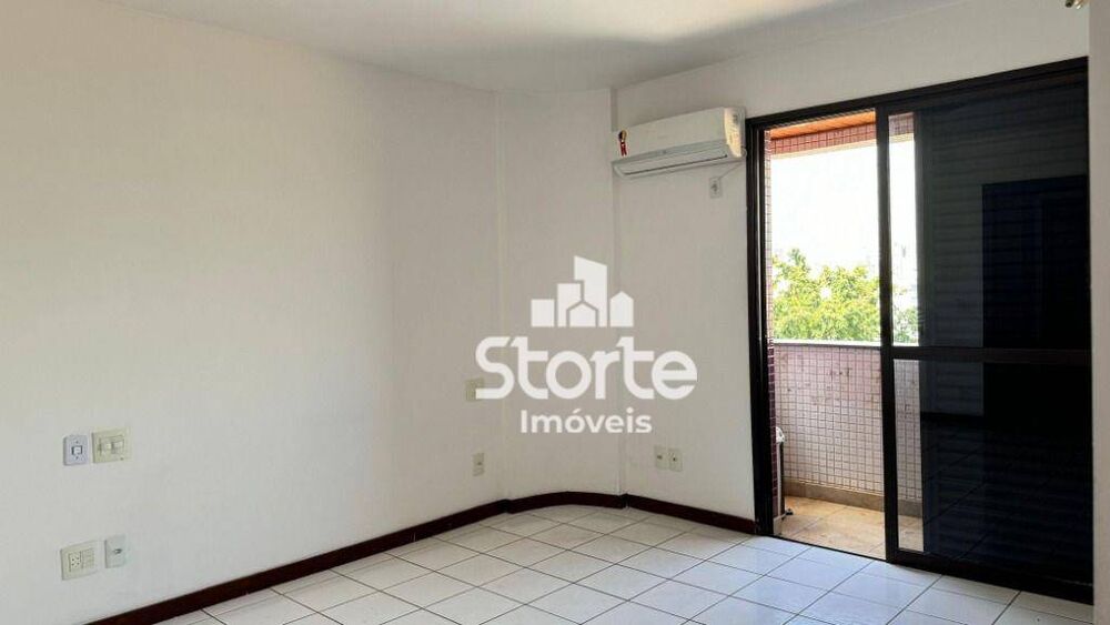 Apartamento, 3 quartos, 220 m² - Foto 4